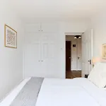 The Goodge Street Place - Bright 2Bdr Flat