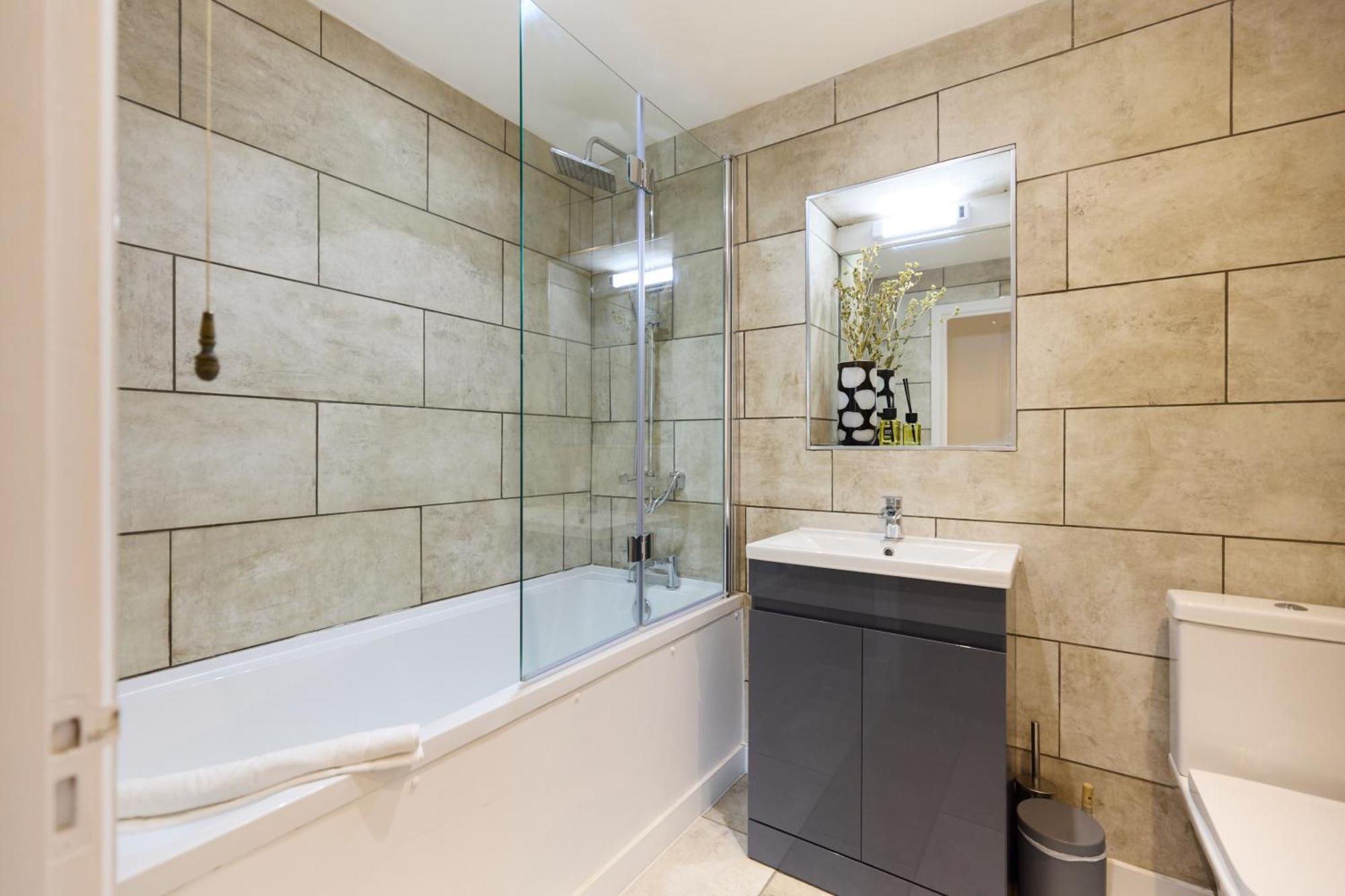 Apartment The Goodge Street Place - Bright 2bdr Flat